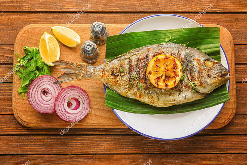 Grilled Whole Fish on Banana Leaf